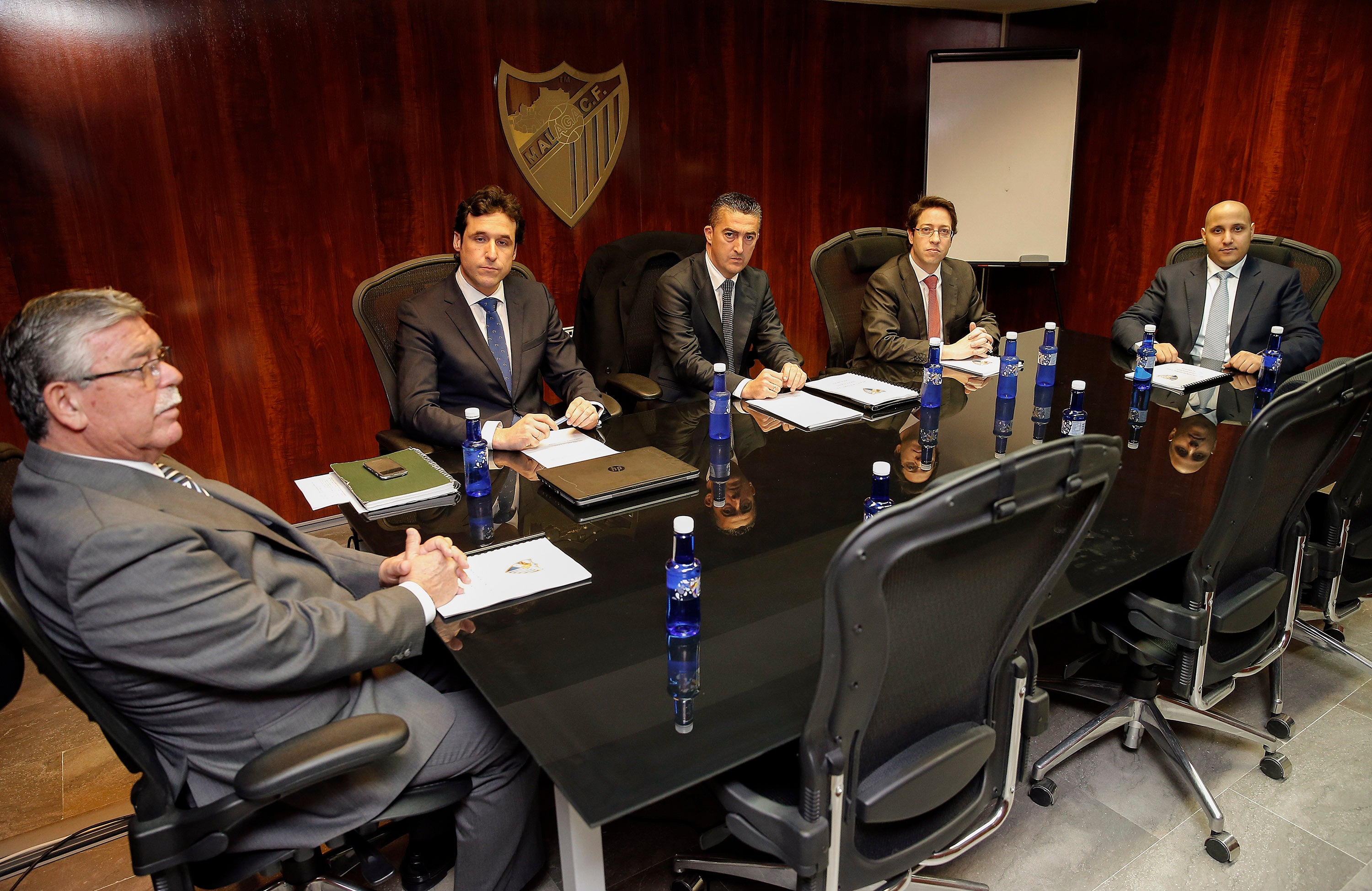 La Junta General de Accionistas del Málaga marcada por la polémica La Junta General de Accionistas del Málaga marcada por la polémica