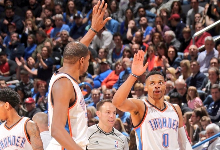 Un triple de Durant da la victoria a los Thunder Un triple de Durant da la victoria a los Thunder