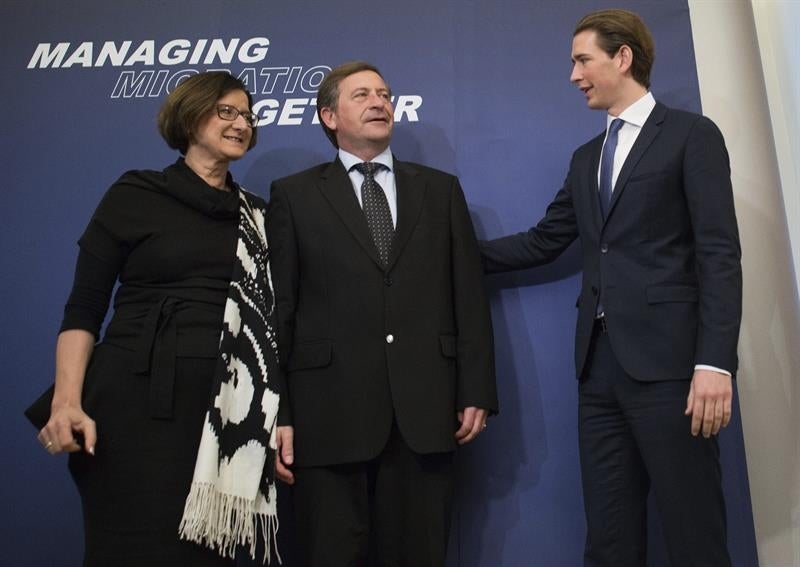 Austria y los Balcanes refuerzan su cooperación para frenar la ola migratoria Austria y los Balcanes refuerzan su cooperación para frenar la ola migratoria