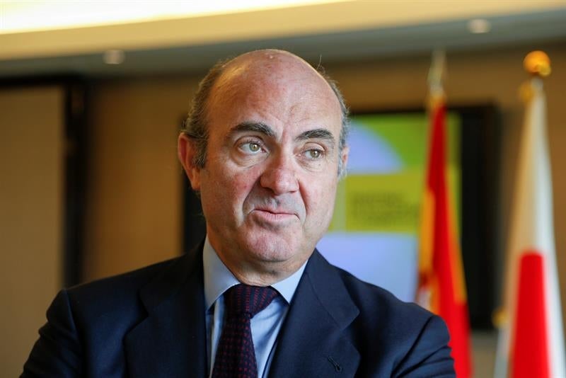 Luis de Guindos: "El aumento del PIB muestra una economía dinámica y que genera empleo" Luis de Guindos: "El aumento del PIB muestra una economía dinámica y que genera empleo"