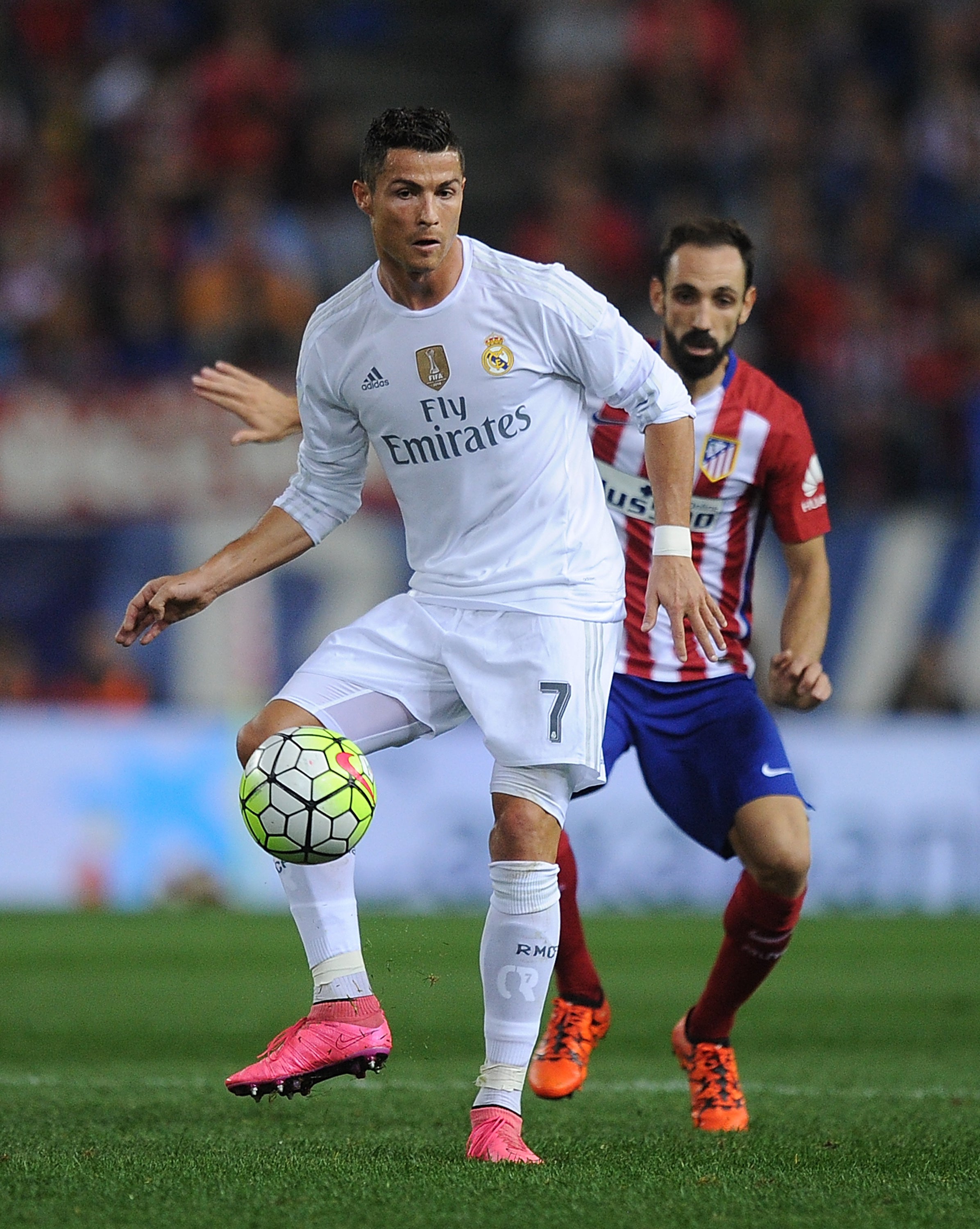 Real Madrid y Atlético se juegan la segunda plaza de la Liga en el derbi madrileño Real Madrid y Atlético se juegan la segunda plaza de la Liga en el derbi madrileño