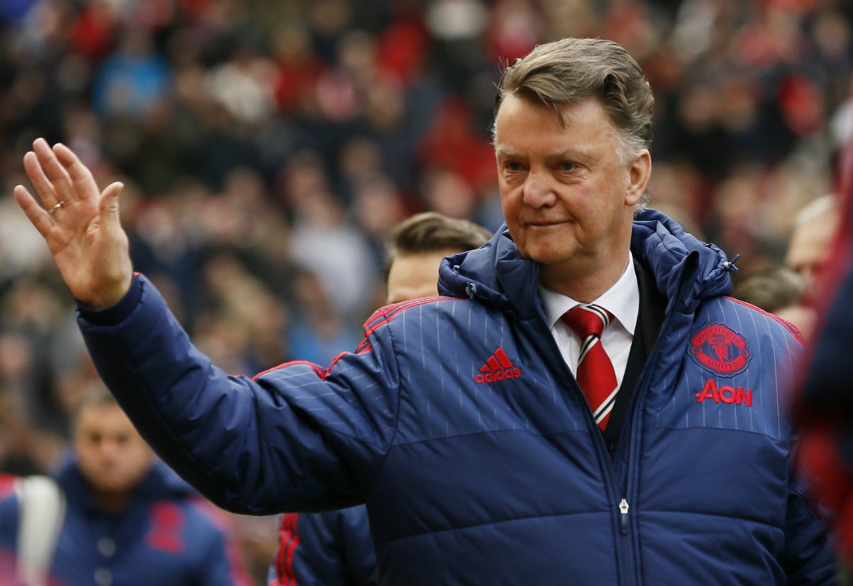 Van Gaal se retira del fútbol por "motivos familiares" Van Gaal se retira del fútbol por "motivos familiares"
