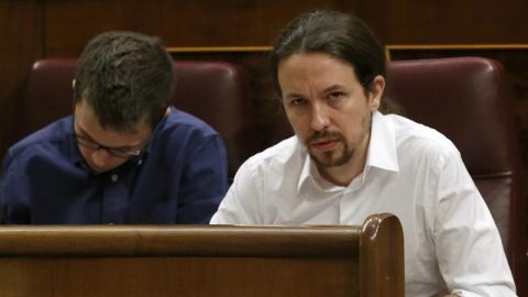 El l&iacute;der de Podemos, Pablo Iglesias, en el Congreso de los Diputados