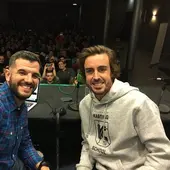 Fernando Alonso con Héctor Fernández. Fernando Alonso con Héctor Fernández.