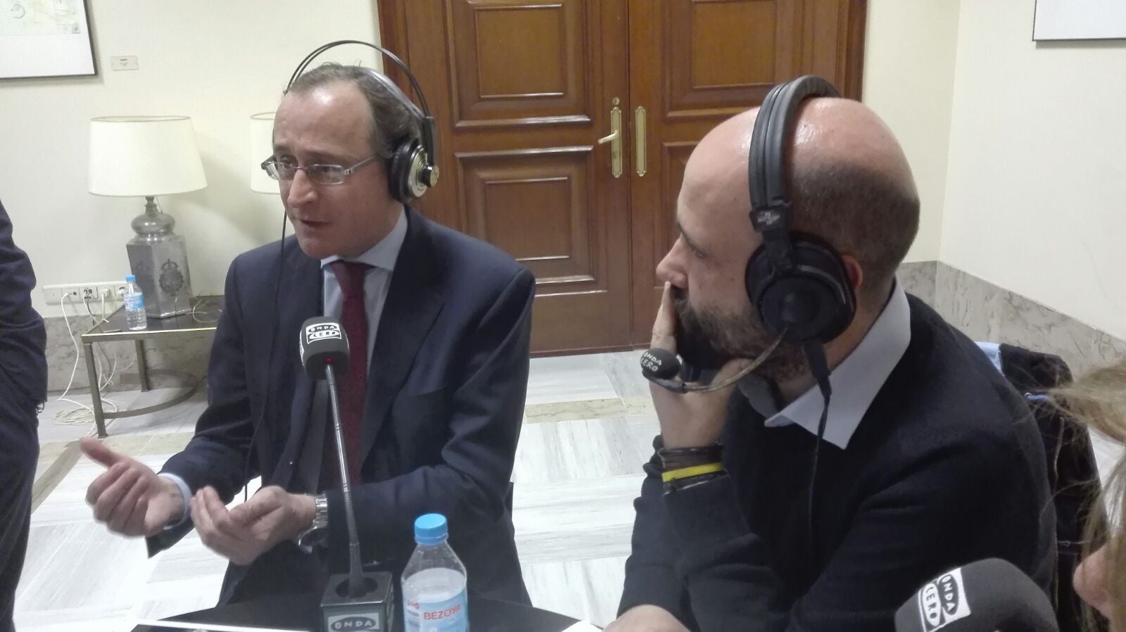 Alfonso Alonso: "El PSOE tiene la llave pero la está utilizando para bloquear la situación" Alfonso Alonso: "El PSOE tiene la llave pero la está utilizando para bloquear la situación"