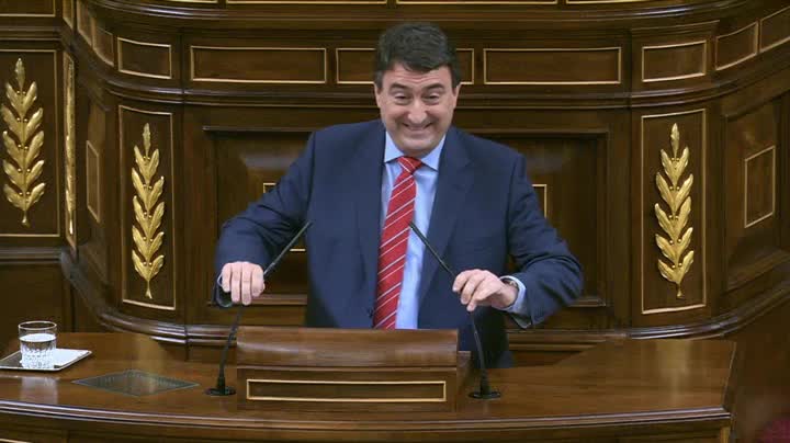 Aitor Esteban del PNV y su lapsus linguae: "Bilbado" Aitor Esteban del PNV y su lapsus linguae: "Bilbado"
