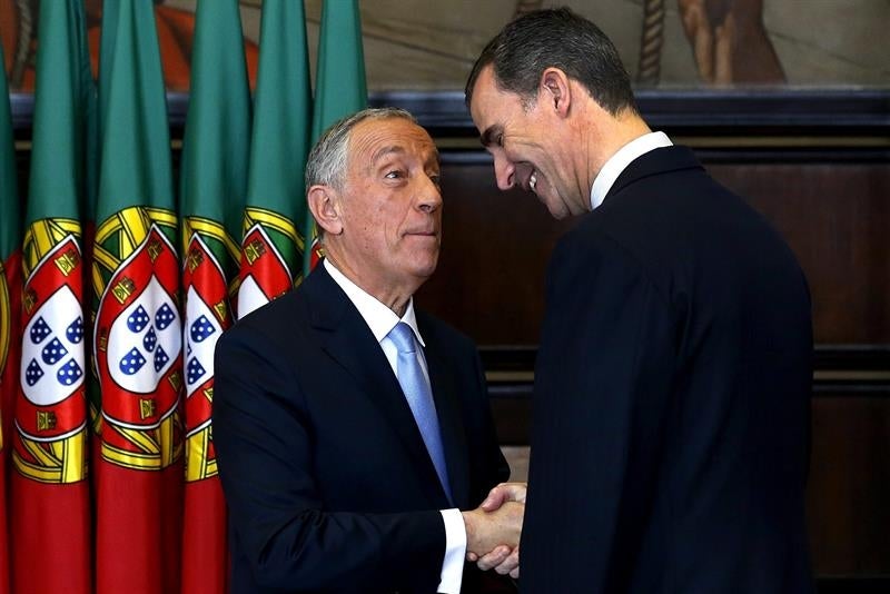 Felipe VI cierra su visita a Lisboa con una reunión con Rebelo de Sousa Felipe VI cierra su visita a Lisboa con una reunión con Rebelo de Sousa