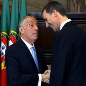 El nuevo presidente de la Repúblcia de Portugal, Marcelo Rebelo de Sousa, con el rey Felipe VI