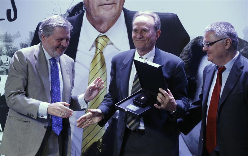 Baloncesto: La ACB rinde homenaje a Aíto García Reneses Baloncesto: La ACB rinde homenaje a Aíto García Reneses