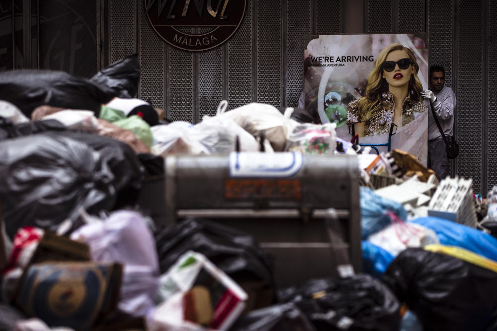 Se recrudece la situación en la ciudad, cuando se cumplen nueve días de huelga de limpieza Se recrudece la situación en la ciudad, cuando se cumplen nueve días de huelga de limpieza