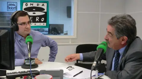 Javier Barbero entrevista a Miguel Ángel Revilla Javier Barbero entrevista a Miguel Ángel Revilla