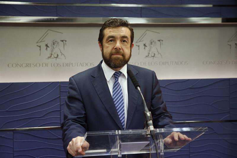 Miguel Gutiérrez: "Pedro Antonio Sánchez debe dimitir porque se comprometió a hacerlo si fuera imputado" Miguel Gutiérrez: "Pedro Antonio Sánchez debe dimitir porque se comprometió a hacerlo si fuera imputado"