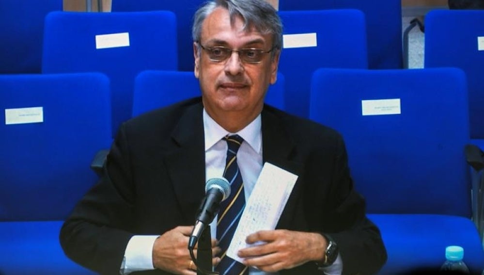 Imagen de Miguel Tejeiro declarando ante el tribunal por el 'caso Nóos'