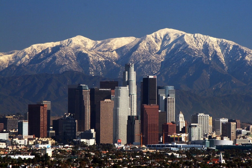 Amanecemos en...Los Ángeles Amanecemos en...Los Ángeles
