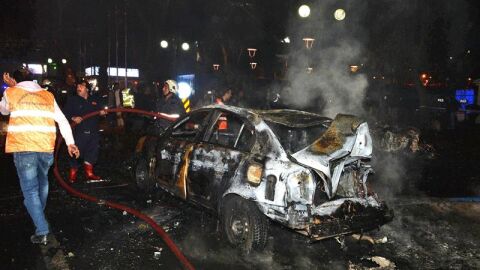 Al menos vientisiete muertos por una explosi&oacute;n en Ankara