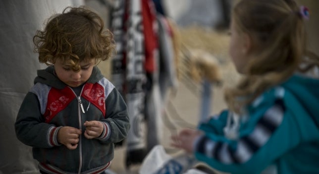 Refugiados "historiasde vida": Tres millones y medio de niños han tenido que huir de sus países Refugiados "historiasde vida": Tres millones y medio de niños han tenido que huir de sus países