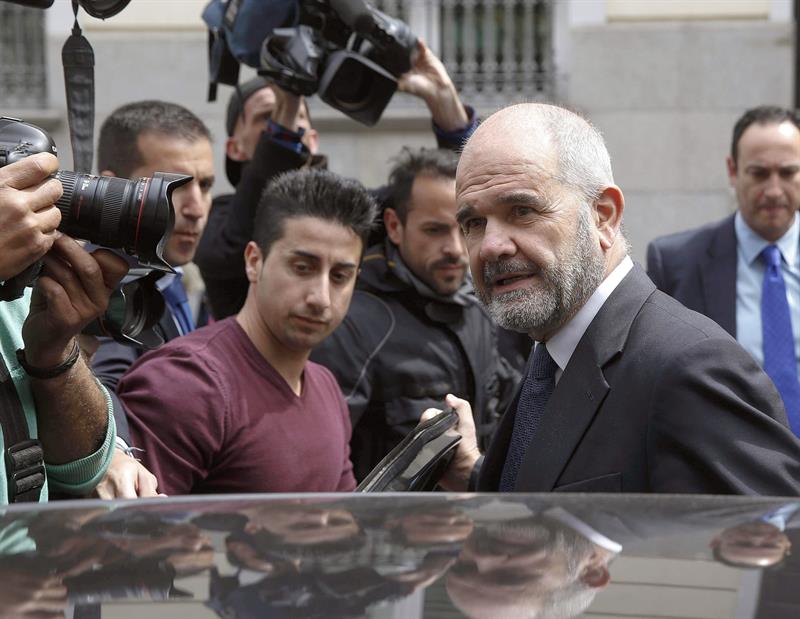 Chaves recurre el auto que le procesa por prevaricación en el caso de los ERE Chaves recurre el auto que le procesa por prevaricación en el caso de los ERE