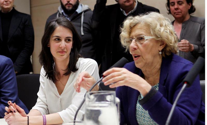 Podemos dice que la suspensión de Rita Maestre y los demás ediles no cambia la relación con Carmena Podemos dice que la suspensión de Rita Maestre y los demás ediles no cambia la relación con Carmena