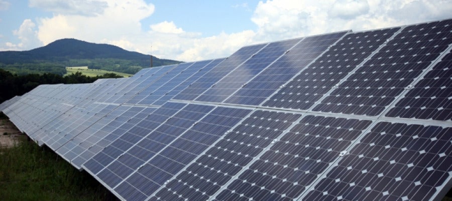 Imagen de paneles solares Imagen de paneles solares