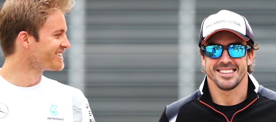 Fernando Alonso, junto a Nico Rosberg Fernando Alonso, junto a Nico Rosberg