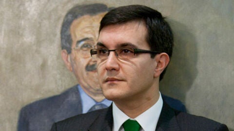 Jos&eacute; Luis Ayll&oacute;n jura cargo de secretario de Estado de Relaciones con las Cortes