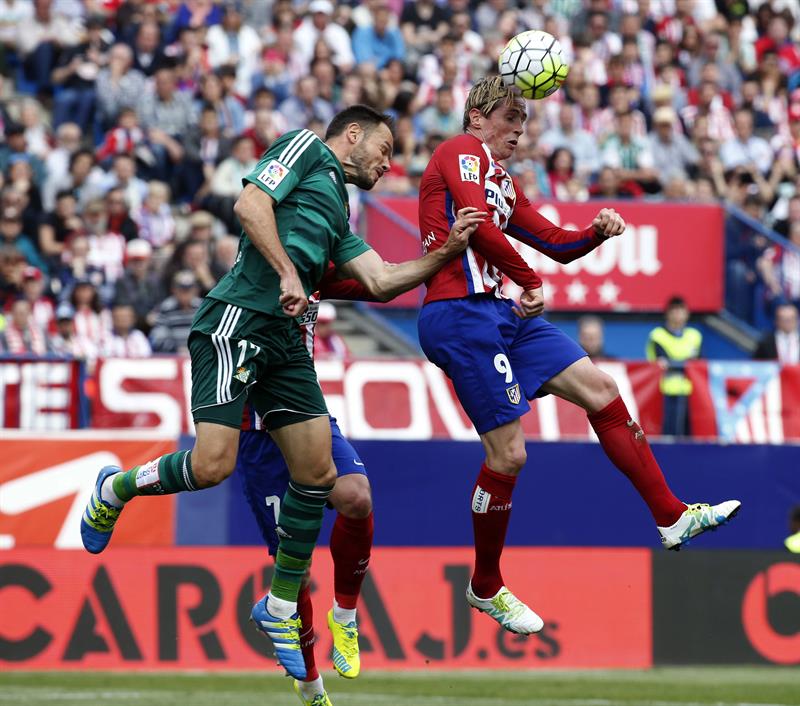 Atlético de Madrid 5 - 1 Betis. El Atlético se luce en casa y aplasta al rival Atlético de Madrid 5 - 1 Betis. El Atlético se luce en casa y aplasta al rival