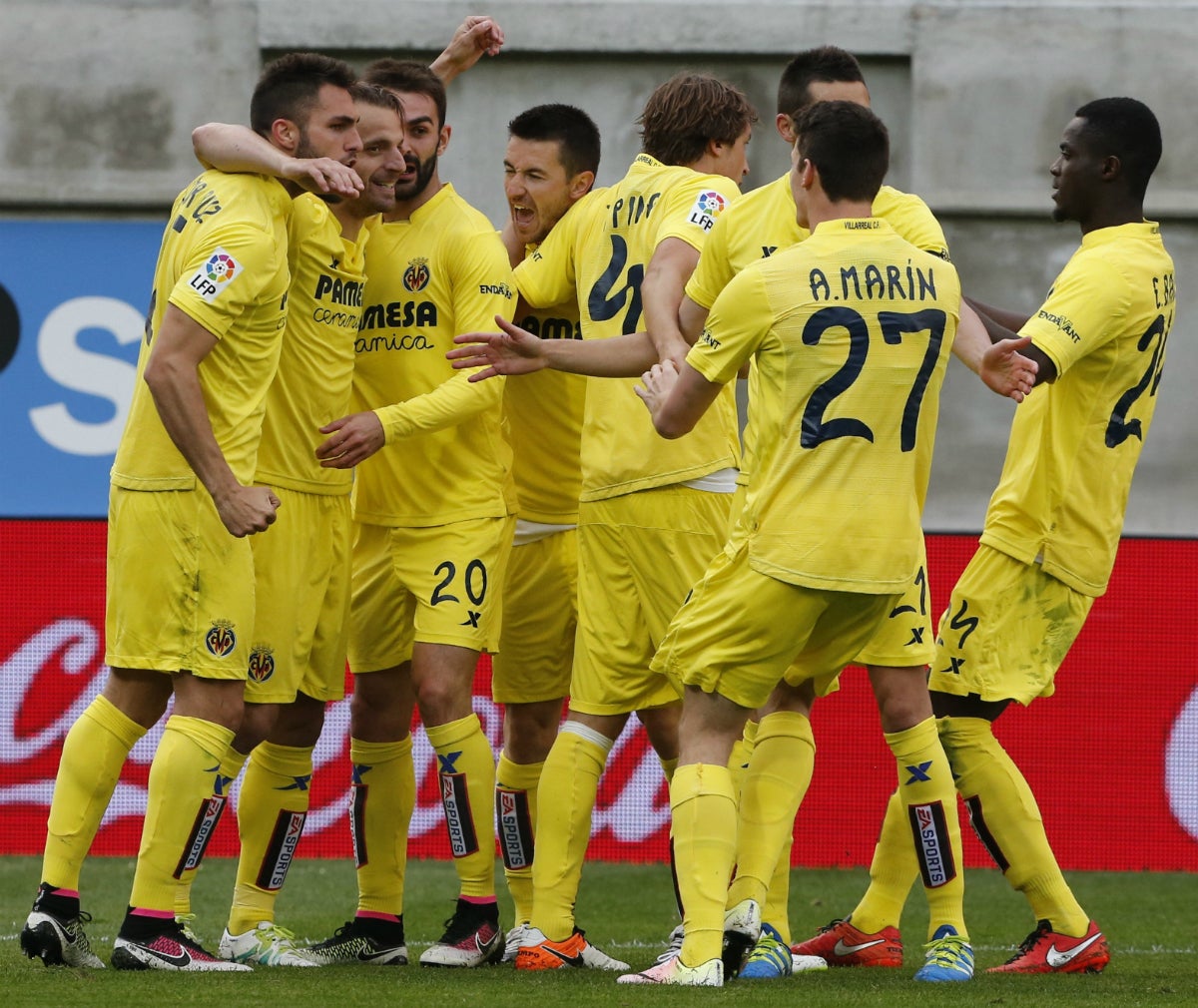 Eibar 1 - 2 Villarreal. Tres puntos más para el Villarreal en su carrera hacia la Champions Eibar 1 - 2 Villarreal. Tres puntos más para el Villarreal en su carrera hacia la Champions