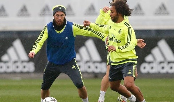 Sergio Ramos entrena con normalidad y apunta a titular en la zaga con Varane ante el Eibar Sergio Ramos entrena con normalidad y apunta a titular en la zaga con Varane ante el Eibar