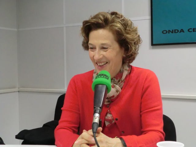 Cantabria en la Onda. Julia Navarro presenta 'Historia de un Canalla' Cantabria en la Onda. Julia Navarro presenta 'Historia de un Canalla'
