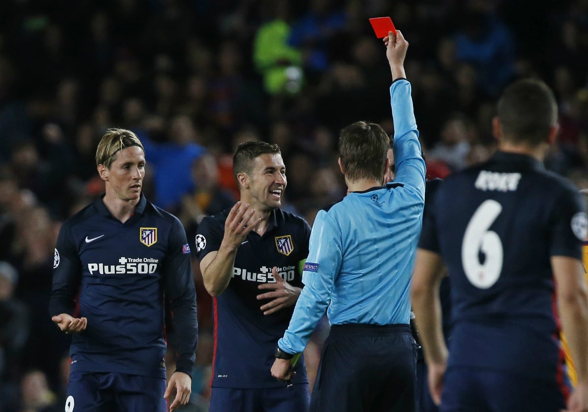 Análisis: El Barcelona remonta al Atlético con polémica arbitral Análisis: El Barcelona remonta al Atlético con polémica arbitral