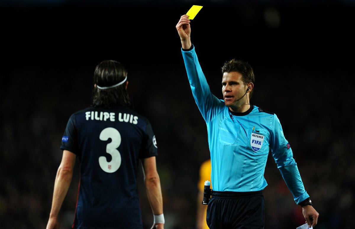 Filipe Luis: "Da la impresión de que el Barcelona es el protegido de la Champions" Filipe Luis: "Da la impresión de que el Barcelona es el protegido de la Champions"