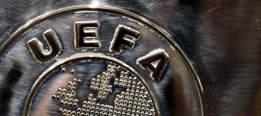 La UEFA estudia cambiar el sistema de traspasos para evitar que crezca la brecha entre clubes ricos y el resto La UEFA estudia cambiar el sistema de traspasos para evitar que crezca la brecha entre clubes ricos y el resto