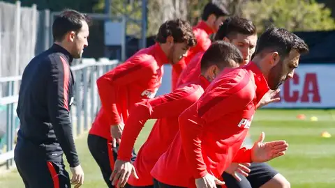 El Atlético retoma los entrenamientos sin los titulares del Camp Nou El Atlético retoma los entrenamientos sin los titulares del Camp Nou