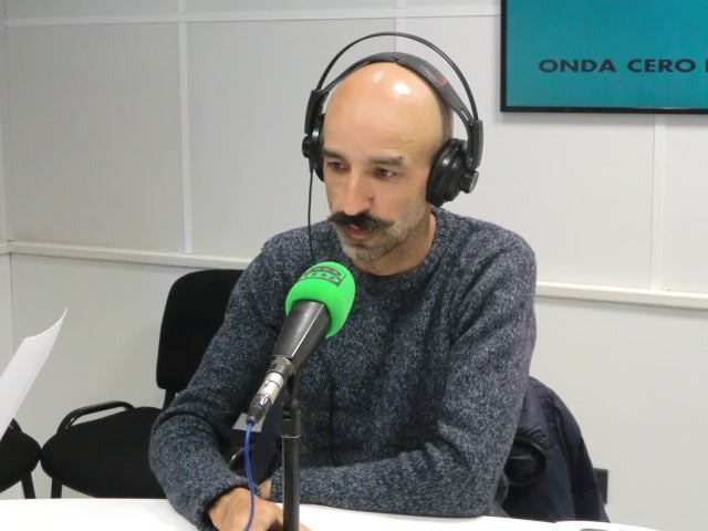 El escritor extremeño Jesús Carrasco gana el Biblioteca Breve con la novela 'Elogio de las manos' El escritor extremeño Jesús Carrasco gana el Biblioteca Breve con la novela 'Elogio de las manos'