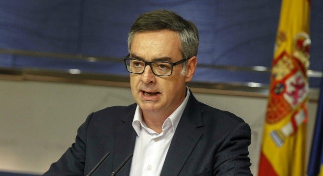 Ciudadanos se replanteará su abstención a Rajoy si pacta con nacionalistas Ciudadanos se replanteará su abstención a Rajoy si pacta con nacionalistas