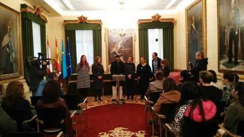 Acto en el Ayuntamiento de Gij&oacute;n