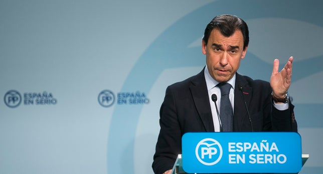 Martínez-Maíllo: "La comparecencia de Rajoy era innecesaria, buscaban hacer espectáculo y daño político" Martínez-Maíllo: "La comparecencia de Rajoy era innecesaria, buscaban hacer espectáculo y daño político"