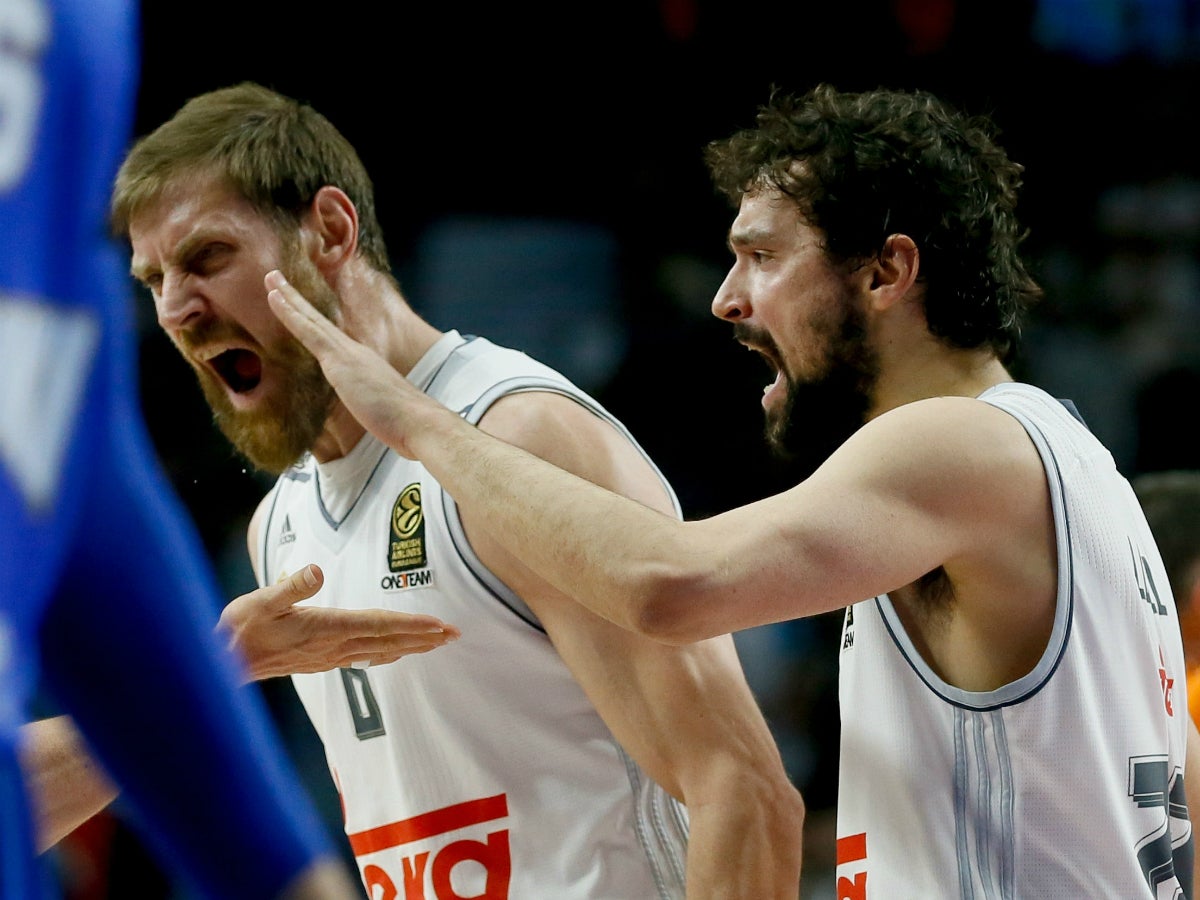 El Real Madrid vence el primer partido al Valencia Basket episode artwork