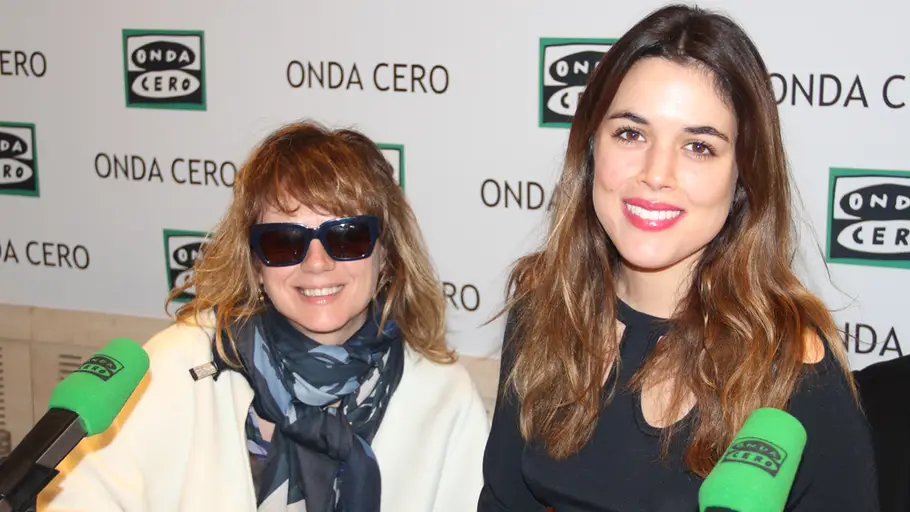 Emma Suárez y Adriana Ugarte en Onda Cero Las actrices Emma Suárez y Adriana Ugarte durante una entrevista en Onda Cero