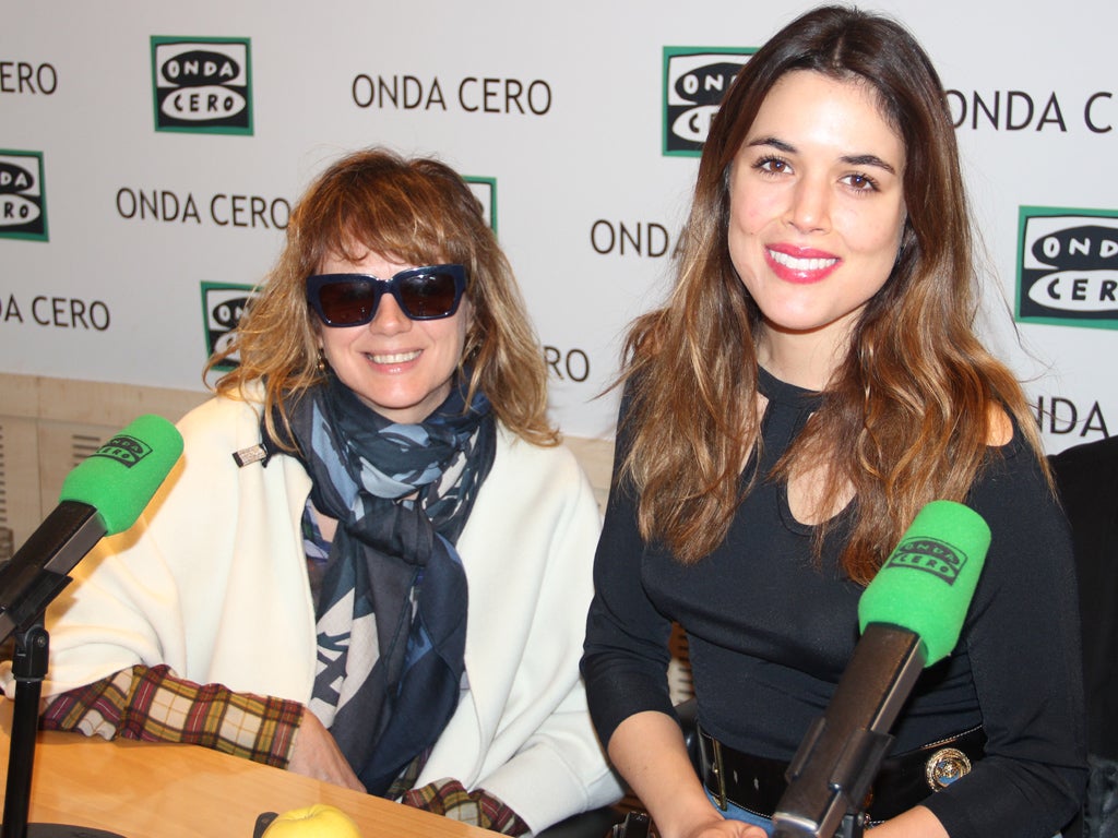 Así ven Emma Suárez y Adrianan Ugarte a Pedro Almodóvar como director Así ven Emma Suárez y Adrianan Ugarte a Pedro Almodóvar como director