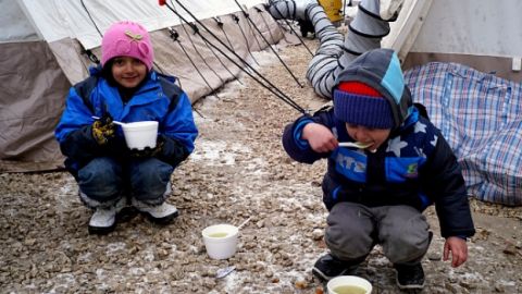 Ni&ntilde;os Refugiados