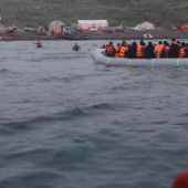 Imagen de refugiados en el mar Egeo (Archivo)