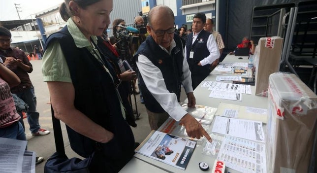 Perú elige presidente para los próximos cuatro años Perú elige presidente para los próximos cuatro años