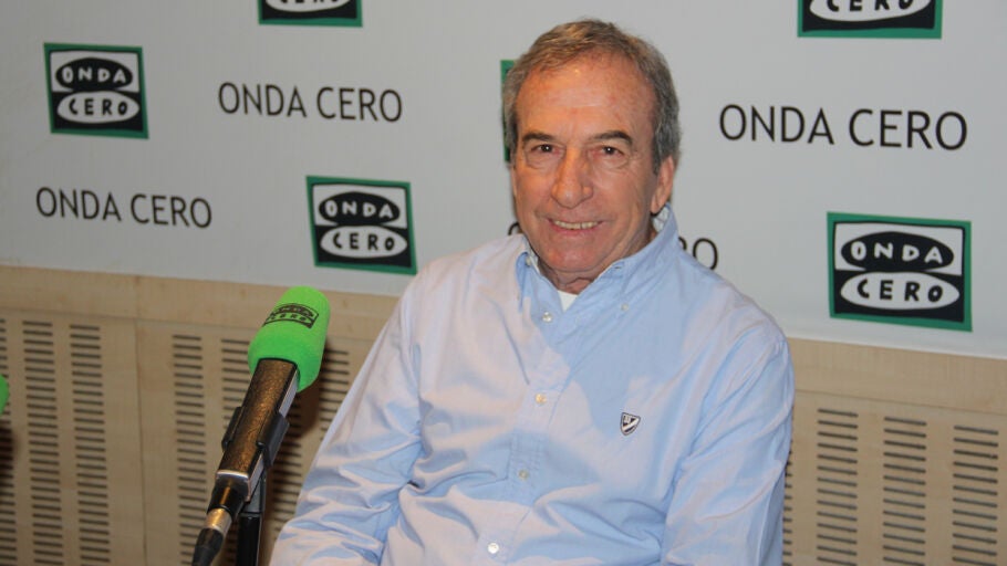 Jos&eacute; Luis Perales durante una entrevista en Onda Cero