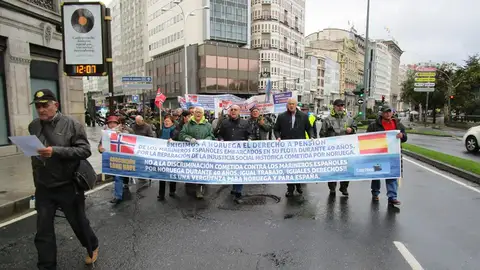 Marineros españoles le reclaman una pensión a Noruega Marineros españoles le reclaman una pensión a Noruega