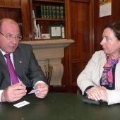 Alcalde de Jaén y Pilar Martínez