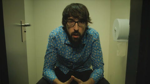 Quique Peinado en un v&iacute;deo de La Cisterna