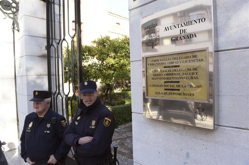 El juez investiga cohecho, fraude y prevaricación en la trama corrupta de Granada El juez investiga cohecho, fraude y prevaricación en la trama corrupta de Granada