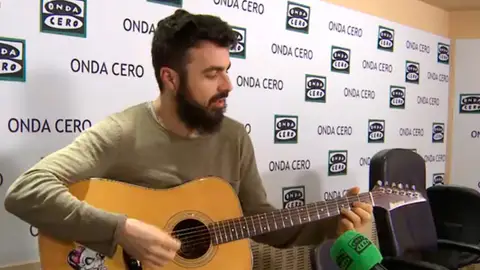 Huecco tocando en directo en Onda Cero Huecco tocando en directo en Onda Cero