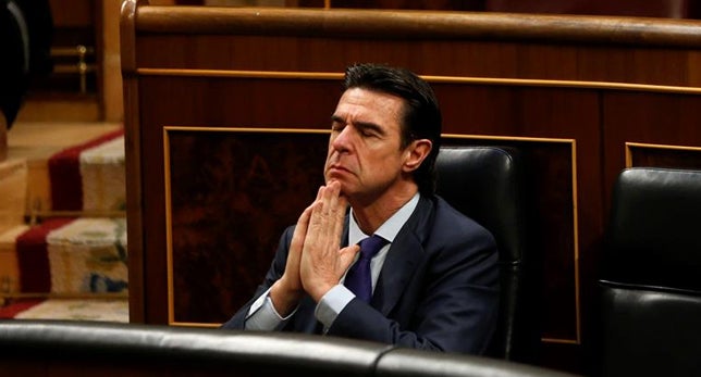 PSOE, Ciudadanos y Unidos Podemos piden que De Guindos comparezca por proponer a Soria para el Banco Mundial PSOE, Ciudadanos y Unidos Podemos piden que De Guindos comparezca por proponer a Soria para el Banco Mundial